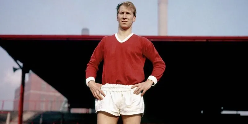 Bobby Charlton – Huyền thoại vĩ đại của bóng đá Anh 